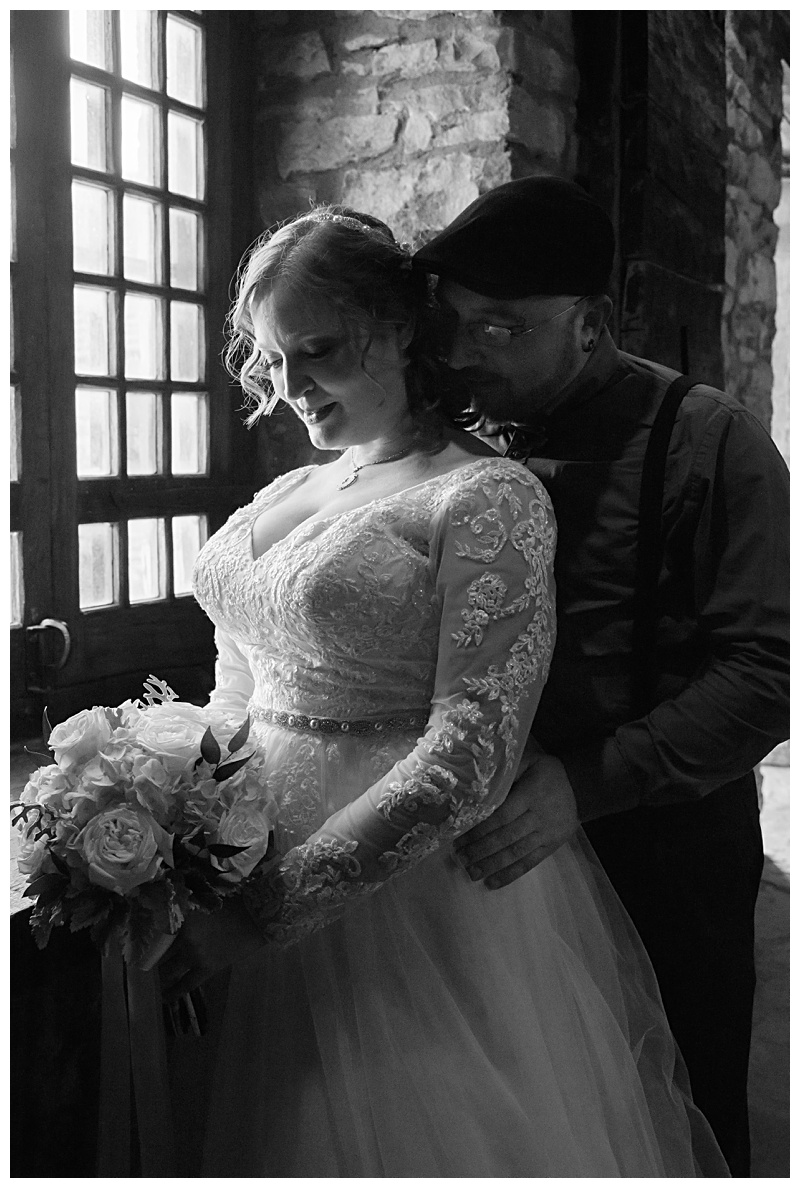 Bride and Groom on their wedding day in Niagara Falls, NY